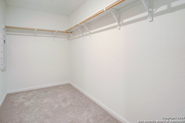 Listing photo id 29 for 523 Kathleen Pike Ridge