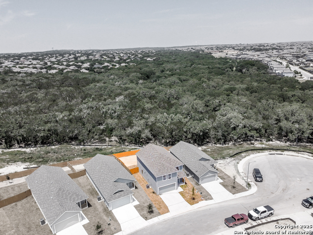 Listing photo id 40 for 523 Kathleen Pike Ridge