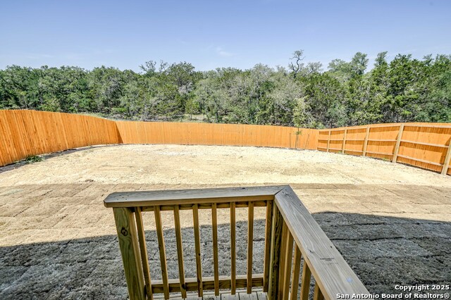 Listing photo id 45 for 523 Kathleen Pike Ridge