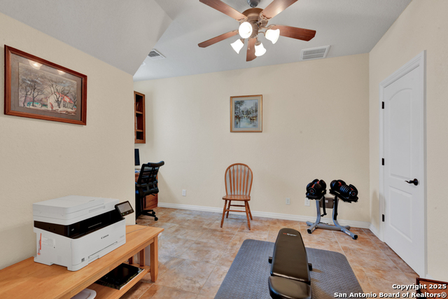 Listing photo id 23 for 853 County Road 2801