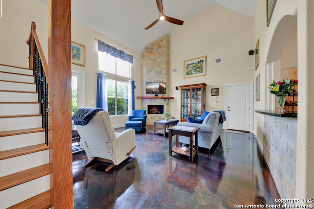 Listing photo id 7 for 853 County Road 2801