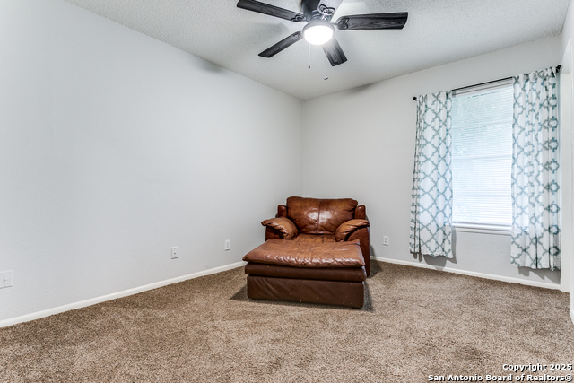 Listing photo id 15 for 1024 Hickory Hill