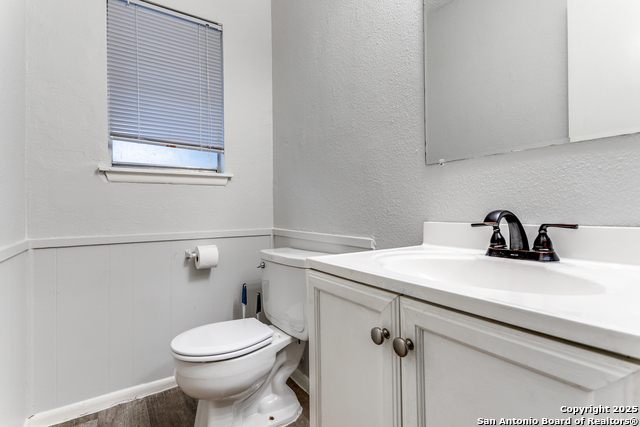 Listing photo id 19 for 1024 Hickory Hill