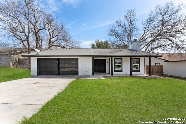 Listing photo id 0 for 1210 Rio Linda St