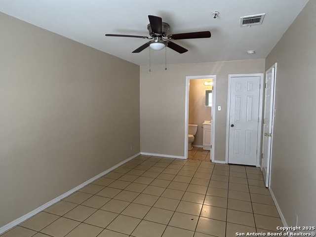 Image 6 of 13 For 7639 Windsor Oaks