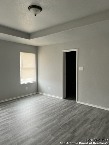 Image 10 of 15 For 8619 Key North