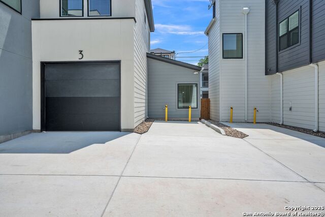 Image 31 of 33 For 741 Cuney Way  3