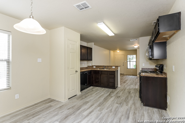 Image 2 of 13 For 2915 Aspen Meadow