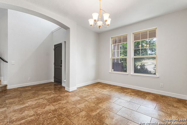 Image 5 of 21 For 5801 Devonwood