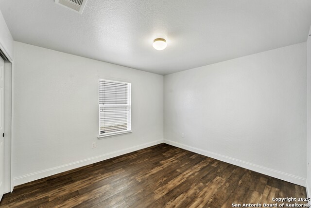 Image 25 of 31 For 11219 Five Iron