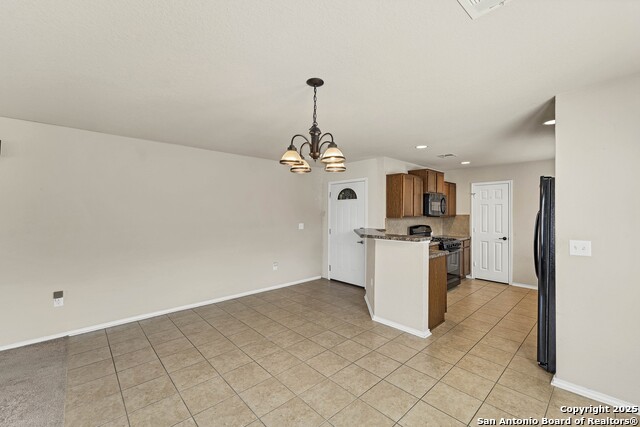 Image 3 of 31 For 11219 Five Iron