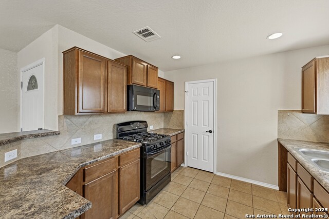 Image 5 of 31 For 11219 Five Iron