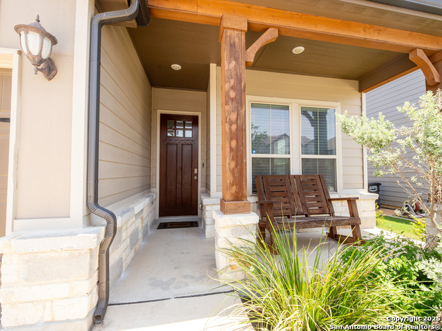 Image 3 of 25 For 4926 Drifter Oaks