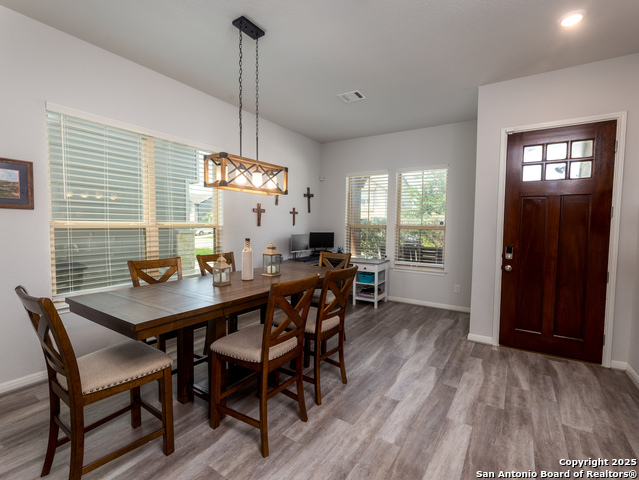 Image 4 of 25 For 4926 Drifter Oaks
