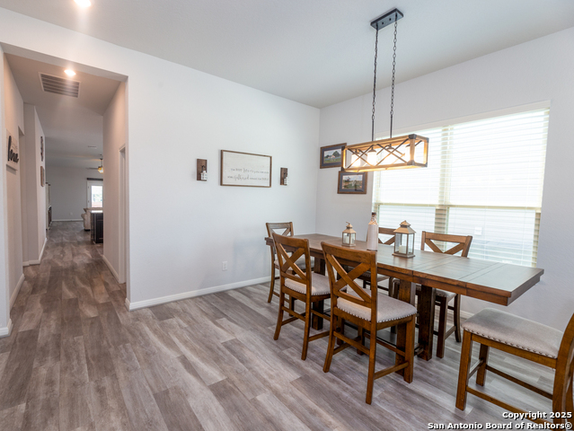 Image 5 of 25 For 4926 Drifter Oaks