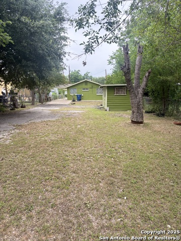 Listing photo id 14 for 1238 Kendalia