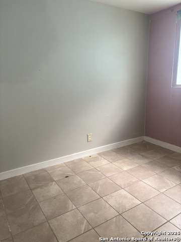 Listing photo id 6 for 1238 Kendalia
