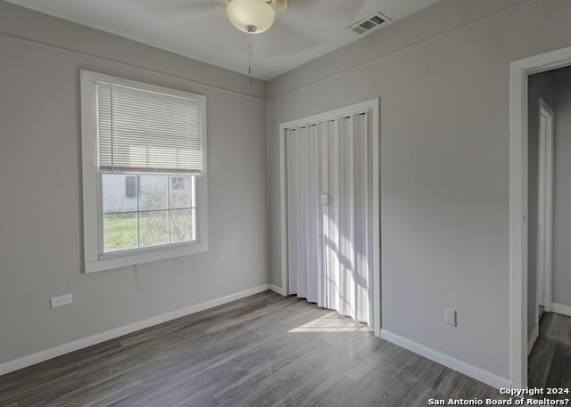 Image 12 of 15 For 267 Bank St  