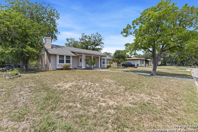 Image 2 of 30 For 2523 Kings Hwy W