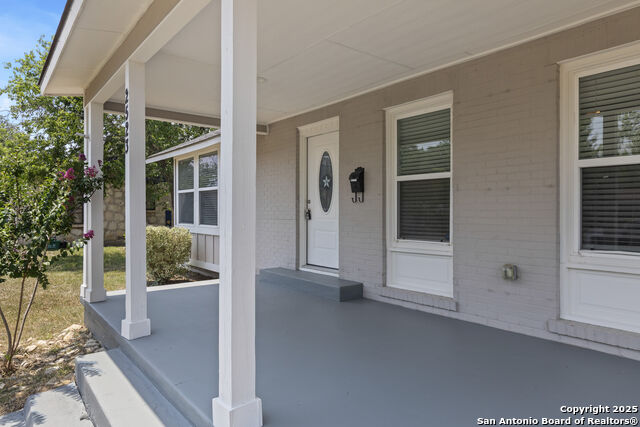 Image 5 of 30 For 2523 Kings Hwy W