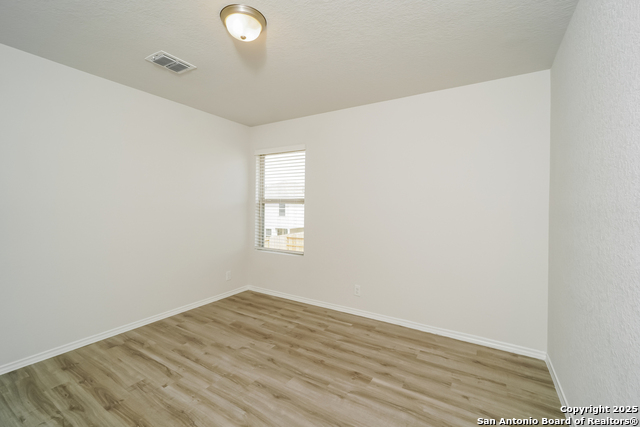 Listing photo id 5 for 10431 Green Branch