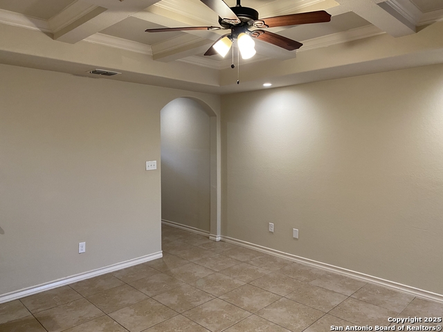 Image 5 of 32 For 6022 Jax Way  102