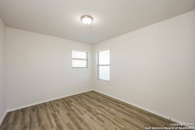 Image 11 of 13 For 10318 Clearwater Way
