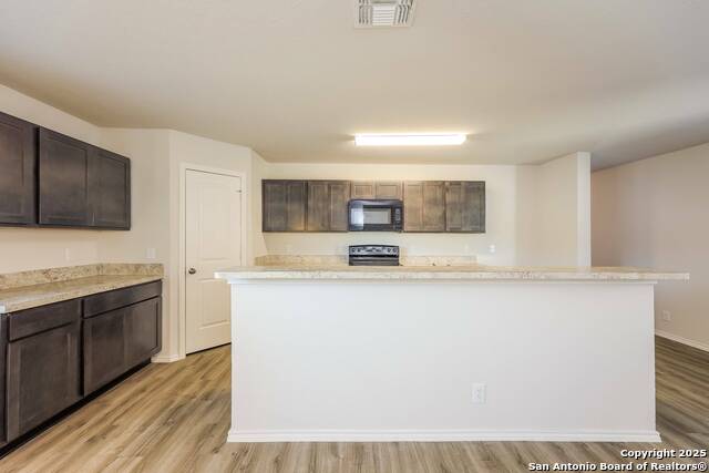 Image 2 of 13 For 10318 Clearwater Way