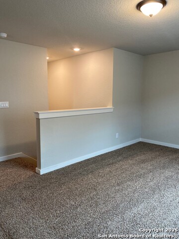 Listing photo id 9 for 2931 Angelou Street