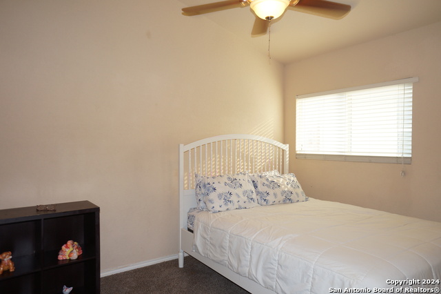 Listing photo id 16 for 7311 Scordato