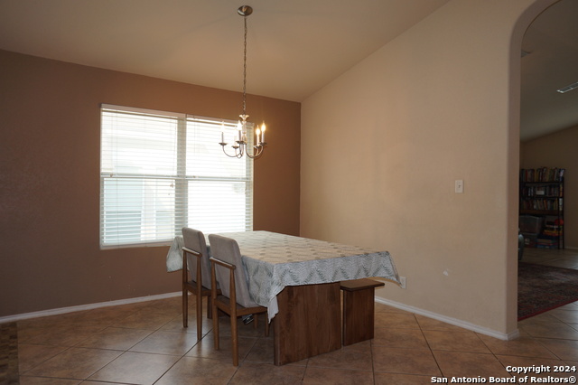 Listing photo id 4 for 7311 Scordato
