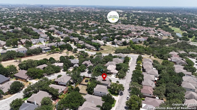 Image 31 of 34 For 19606 Flair Oak