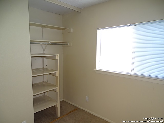 Listing photo id 22 for 5931 Sunrise Village
