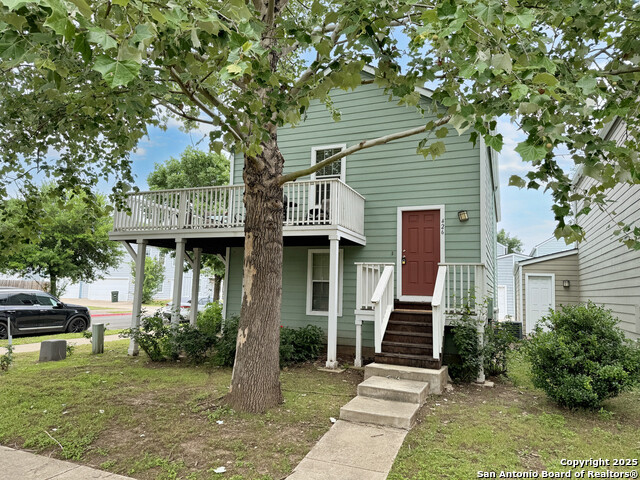 Listing photo id 6 for 426 Shadow Point Ab