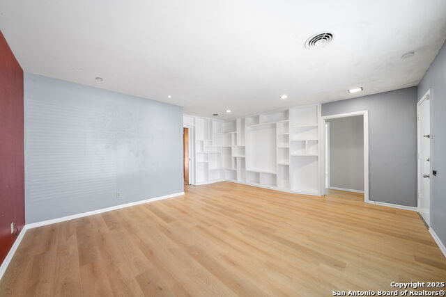 Image 2 of 5 For 435 Harcourt Avenue