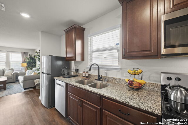 Image 17 of 42 For 6307 Willow Point Blvd