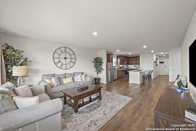 Image 7 of 42 For 6307 Willow Point Blvd