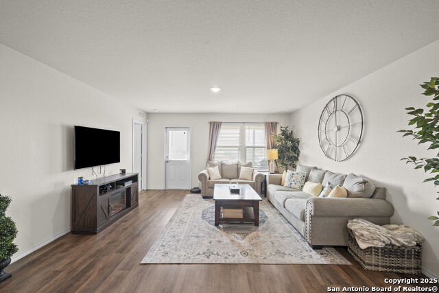 Image 8 of 42 For 6307 Willow Point Blvd