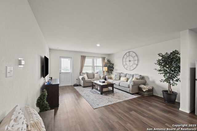 Image 9 of 42 For 6307 Willow Point Blvd