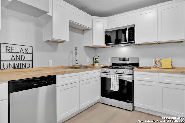 Listing photo id 9 for 97 Denton  