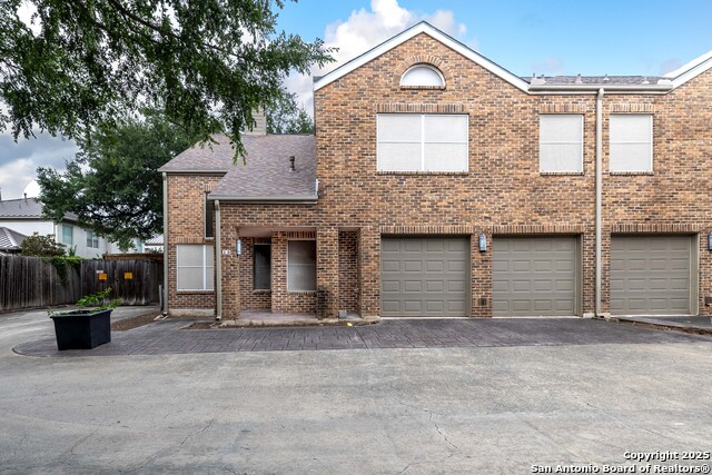Details for 8103 New Braunfels N 19, San Antonio, TX 78209