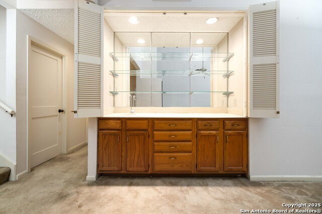 Image 7 of 21 For 8103 New Braunfels N 19