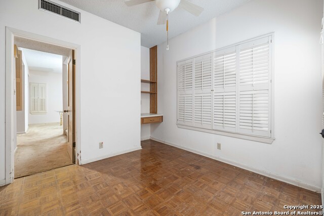 Image 9 of 21 For 8103 New Braunfels N 19