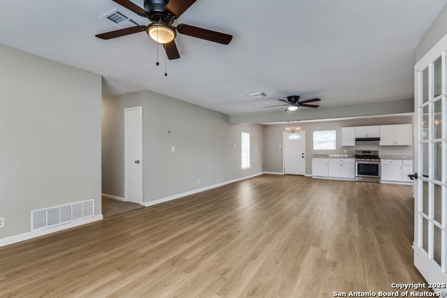Details for 5930 Midcrown Dr, San Antonio, TX 78218