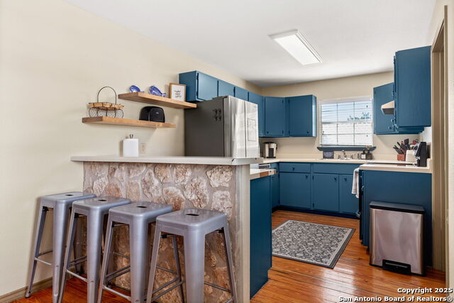 Listing photo id 17 for 2232 Valley