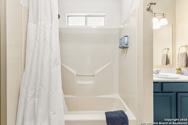 Listing photo id 30 for 2232 Valley