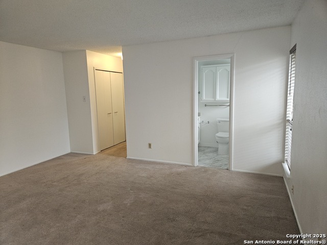 Listing photo id 17 for 6825 Grass Valley Dr