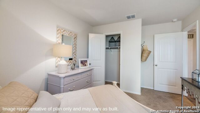 Listing photo id 17 for 1439 Chianti Pass