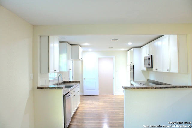 Image 10 of 34 For 9160 Aqua Dr