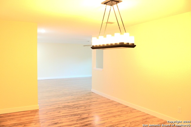 Image 11 of 34 For 9160 Aqua Dr